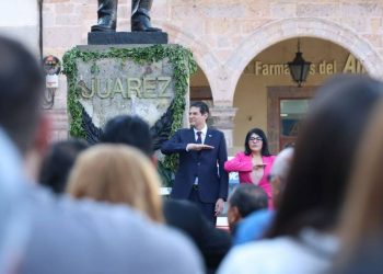 Gobierno de Morelia conmemora Natalicio de Benito Juárez