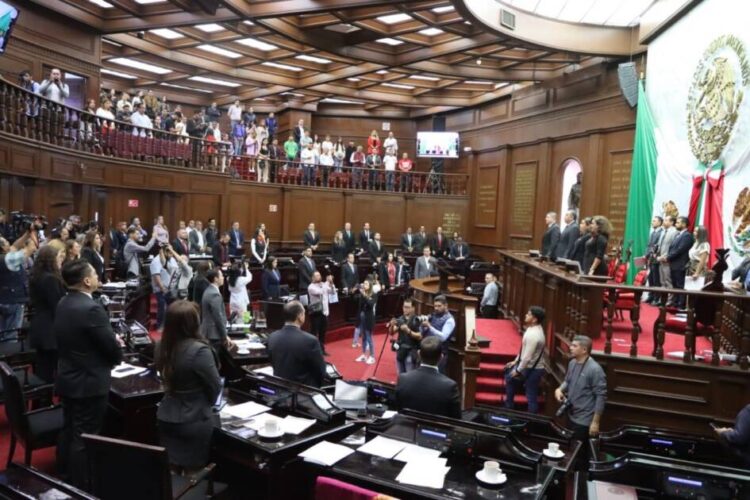 Reestructuran diversas Comisiones de la 76 Legislatura