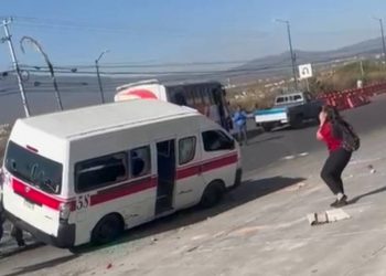 Cerrarán hoy vialidades los vecinos de Villas del Pedregal por deficiente y peligroso transporte público