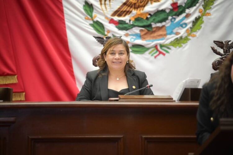 Preocupantes las agresiones en el país a los médicos veterinarios: Belinda Iturbide