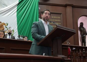 Exhorta Abraham Espinoza a mejorar barridos sanitarios para detectar enfermedades en ganado bovino