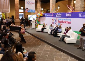 Orquesta de niñas y niños morelianos brilla en Premiación al Mérito Infantil ‘Sapirhaticheri’