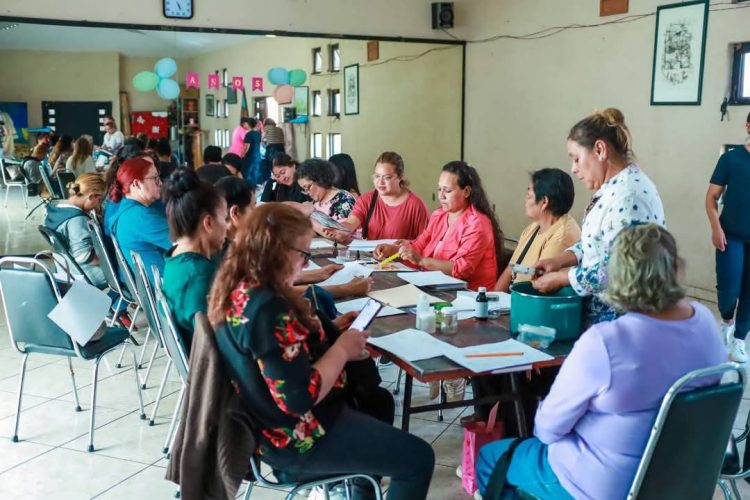 Con éxito se realiza taller de Medicina Integrativa para mujeres de Zacapu