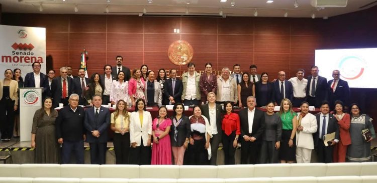 Celebra Araceli Saucedo construcción de planta de secado de leche en Michoacán