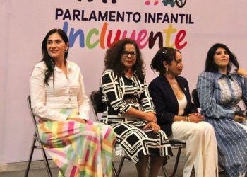 Diputados, obligados a legislar a favor de los niños y niñas: Diana Espinoza