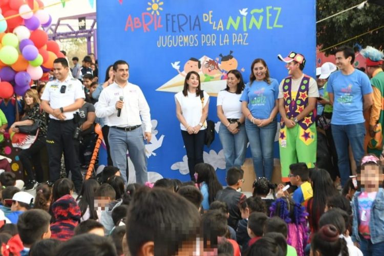 En Villas del Pedregal, Gobierno de Morelia concluye Feria de la Niñez “Juguemos por la paz”