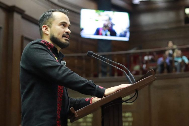 Hugo Rangel impulsa iniciativa para frenar abusos en tránsito y transparentar cobros por arrastre vehicular