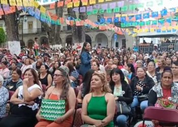 Celebró Villa Morelos a lo grande a las madres en su día
