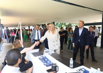Yarabí Ávila inaugura Feria de Empleo dirigida a estudiantes nicolaitas