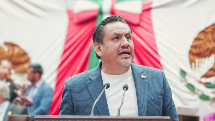 Transporte público accesible e incluyente en Michoacán propone: Víctor Manríquez