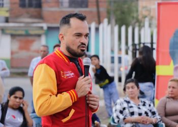 Hugo Rangel reconoce la docencia como acto político y motor de la transformación social