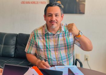 Las y los maestros son clave en el desarrollo del país, necesario reconocer su valor: Víctor Manríquez