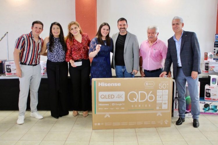 Reconoce Yankel Benítez labor de docentes en Morelia