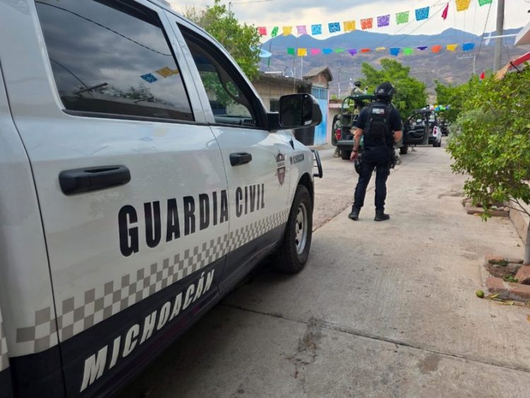 Trágico sábado en Michoacán, la narco-violencia matan a 9 personas, entre ellas dos policías y dos menores