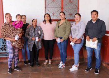 Alma Mireya González escucha y atiende de cerca a la ciudadanía