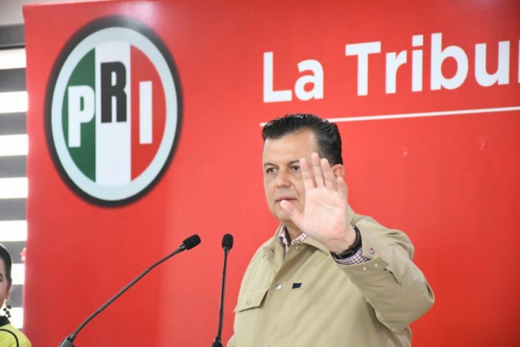 Crimen organizado acecha y mata a mezcaleros: Memo Valencia