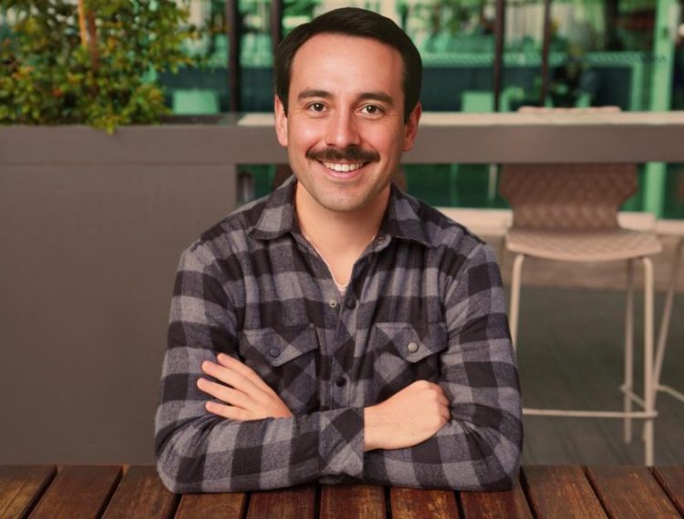 BUENA RIMA TACHO… “Tambores de Consejo, berrinches de bloque y el despertar de los dormilones”