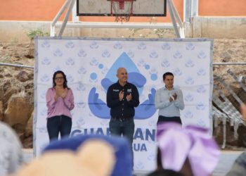 Adolfo Torres, toma protesta a la primera generación de ‘Guardianes del Agua’