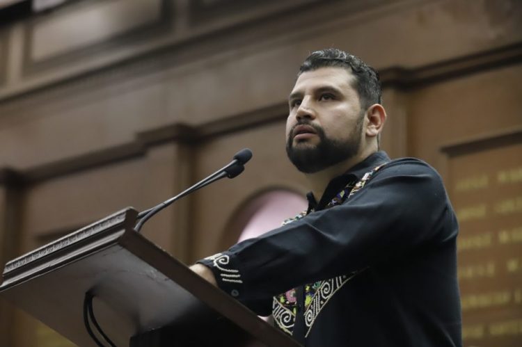 En apología del delito, “el problema no es la prensa, es la glorificación del crimen”, afirma Octavio Ocampo desde tribuna