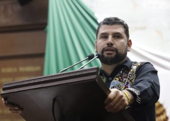 Octavio Ocampo propone Comisión Especial para el Desarrollo del Puerto Lázaro Cárdenas y los Polos de Desarrollo en Michoacán