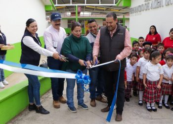 Inaugura alcaldesa de Quiroga aulas y refrenda compromiso con fortalecimiento del sector educativo