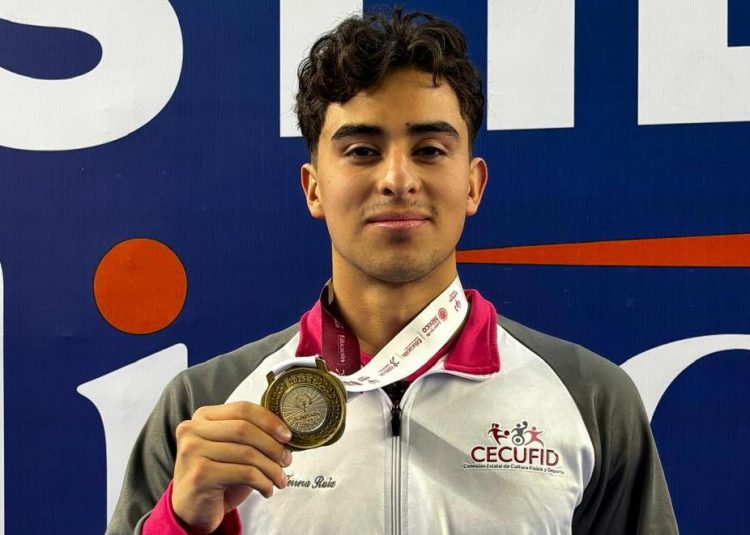 Oro para el nadador en 100 metros mariposa, Sergio Herrera en la olimpiada nacional