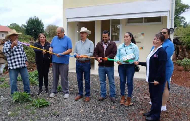Ayuntamiento de Morelos inaugura 4 consultorios rurales en localidades: Julio César Conejo, cumple con las y los ciudadanos