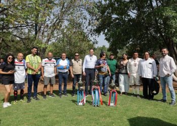 Llama Alfonso Martínez a periodistas a defender la libertad de expresión