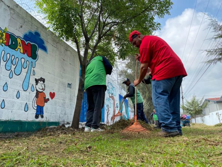 Gobierno de Morelia y vecinos realizan exitosa jornada de limpieza en Los Pinos