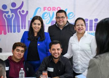 Realiza diputada Tere Herrera primer foro para construir la Ley de la Familia