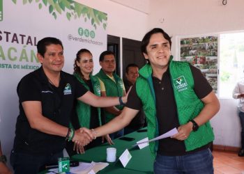 Presenta el Pollo VEM a sus nuevos perfiles políticos en Michoacán