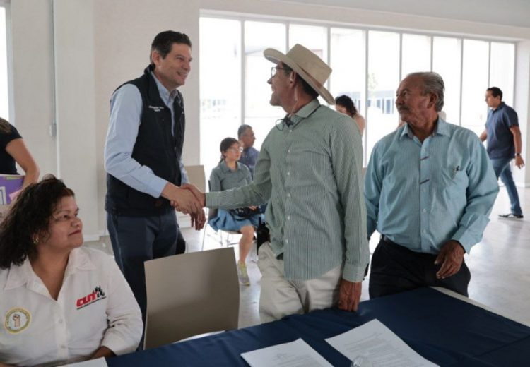Construye Gobierno de Alfonso Martínez pozo profundo para abastecer de agua a colonia Ríos Mexicanos