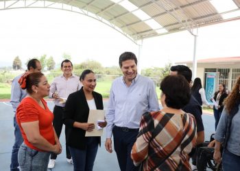 Entrega Alfonso Martínez, nuevos apoyos para la niñez moreliana