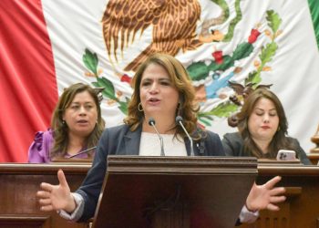 Presenta Fabiola Alanís reforma para apoyar a más de 800 mil mujeres dedicadas a la crianza