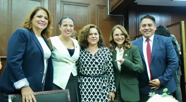 Desde la Cuarta Transformación, refrendamos nuestro compromiso con un Congreso al servicio del pueblo