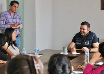 Anuncia Yankel Benítez rehabilitación de acceso a colonia Mariel