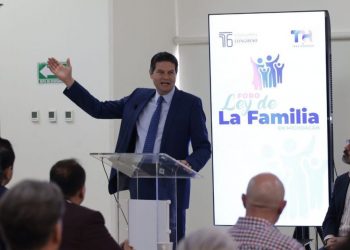 Familia, núcleo principal del desarrollo de la sociedad: Alfonso Martínez