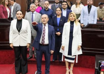 Toma protesta Marco Antonio Bravo como Auditor Superior de Michoacán