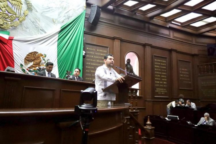 Octavio Ocampo propone crear Comisión Especial para atender impacto de remesas en Michoacán