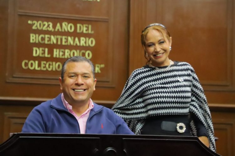 La paridad no puede usarse como pretexto para imponer reformas inconstitucionales: JC Barragán