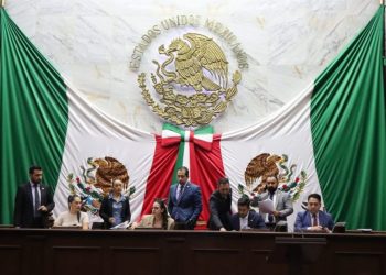 Mujeres operadoras de transporte público, por Ley deberán tener mismas condiciones laborales que los hombres: 76 Legislatura