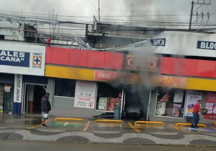 Se presenta la FGE a realizar actuaciones por hechos registrados en Zitácuaro