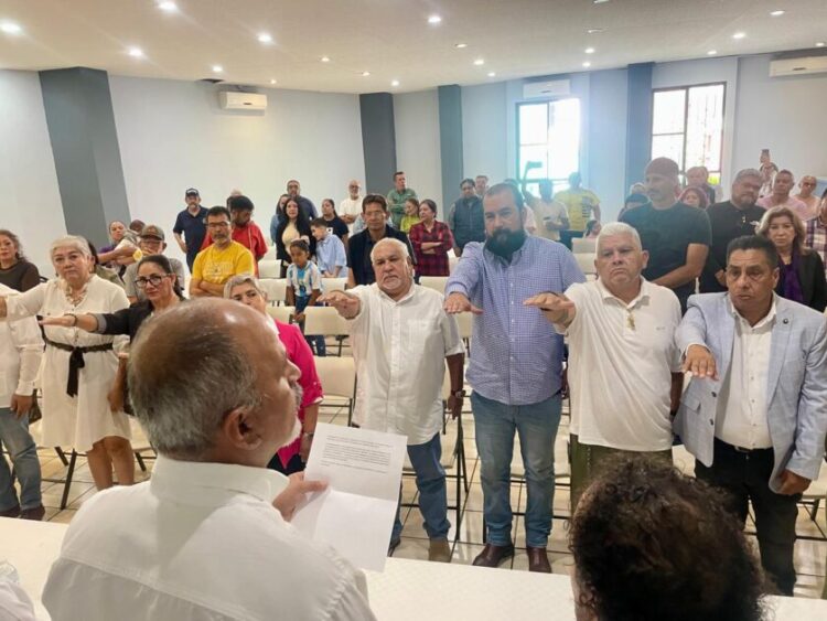 Toma protesta nuevo Comité Ejecutivo General del SUEUM con el reto de defender a la propia Universidad Michoacana