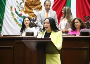Impulsa Adriana Campos reforma para garantizar la salud integral del hombre en Michoacán