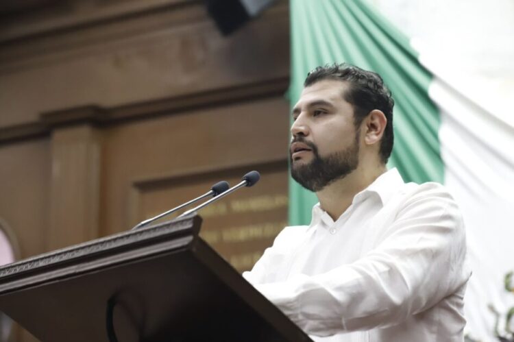 Ocampo propone aumentar penas por delitos contra adultos mayores ante alza en denuncias en Michoacán