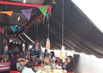 La Modernidad Mal Entendida Enviada al Carajo en el Corazón de Pátzcuaro