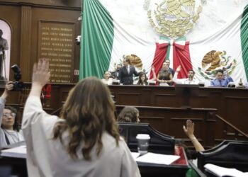 Secretaría de Educación deberá impulsar acciones de detección temprana de cáncer de mama: 76 Legislatura