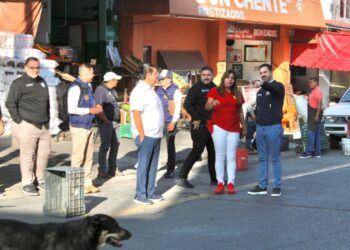 Gobierno de Morelia realiza operativo en Mercado de Abastos, junto con locatarios