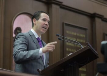 Proponen frenar derroche y uso electoral del gasto público municipal en Michoacán