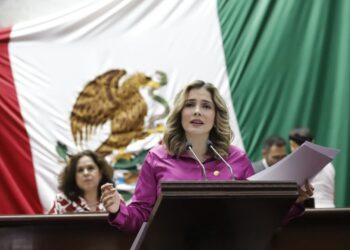 Se pronuncia Brissa Arroyo por una adecuada distribución y abasto de medicamentos